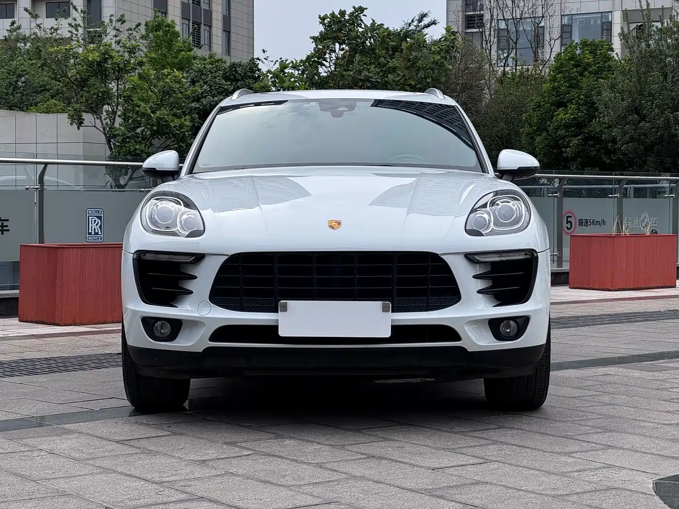 Porsche Macan 2016 Macan 2.0T фото 6