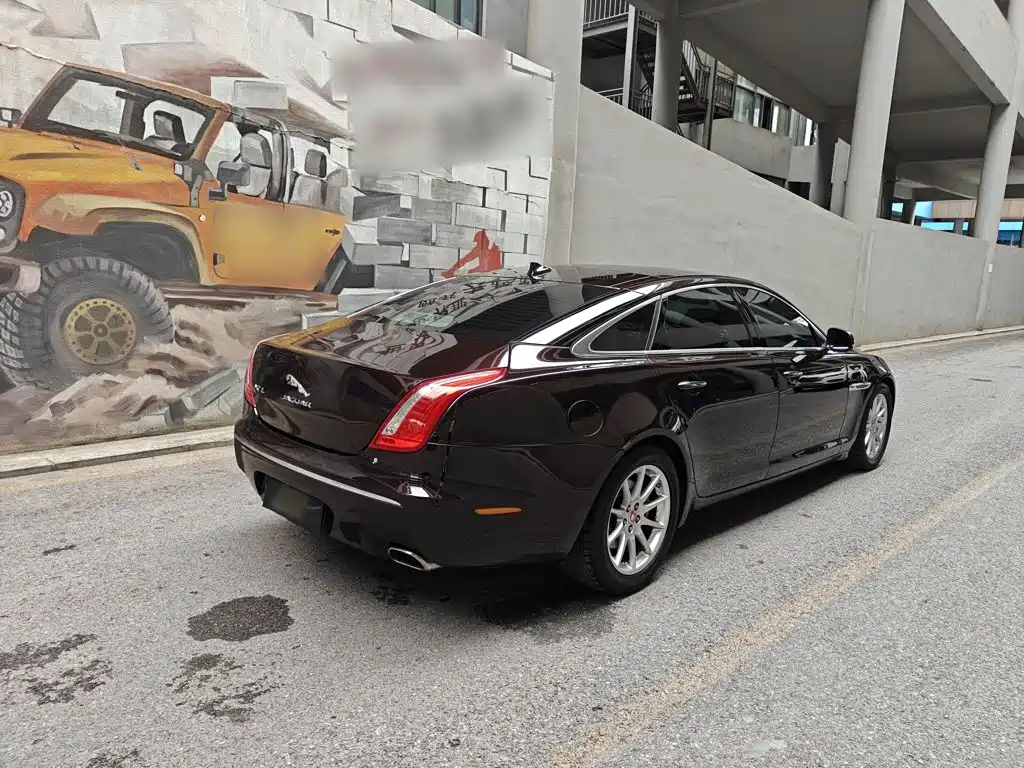 Jaguar XJ 2015 2015 XJL 2.0T 2WD Elegant Business Edition