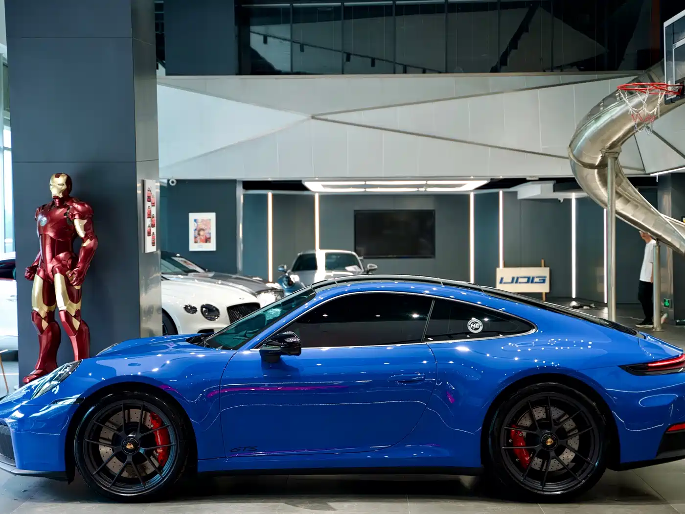 Porsche 911 2026 Carrera GTS 3.6T фото 8