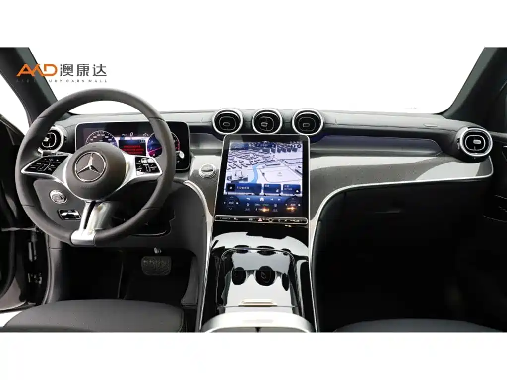 Mercedes-Benz GLC 2023 GLC 260 L 4MATIC Sport 5-seater фото 5