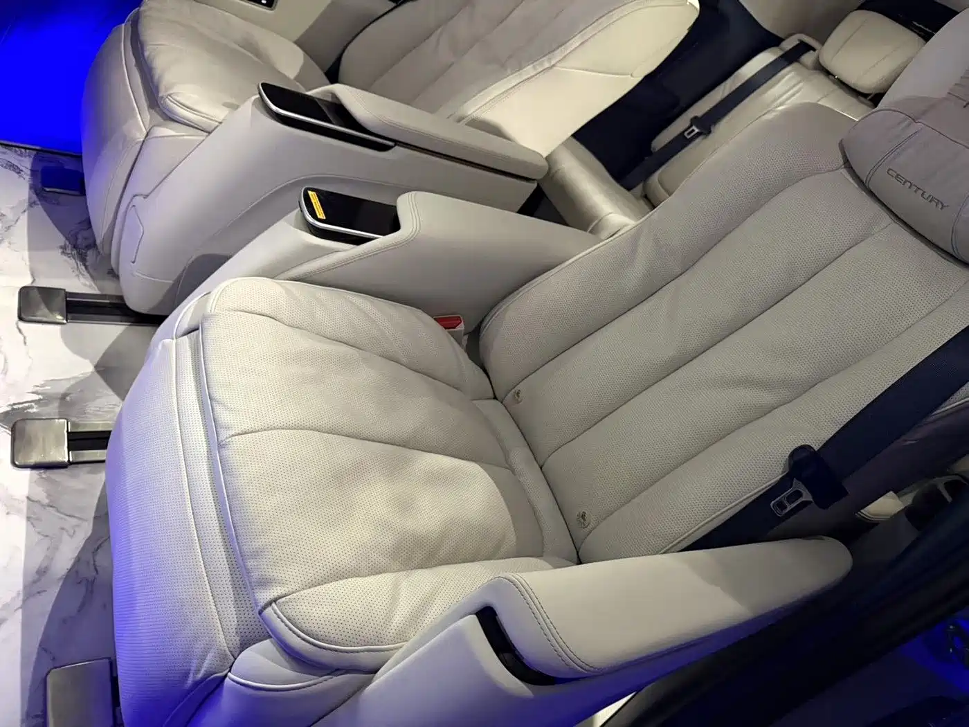 Buick Century 2025 2025 2.0T 7-Seater World Edition