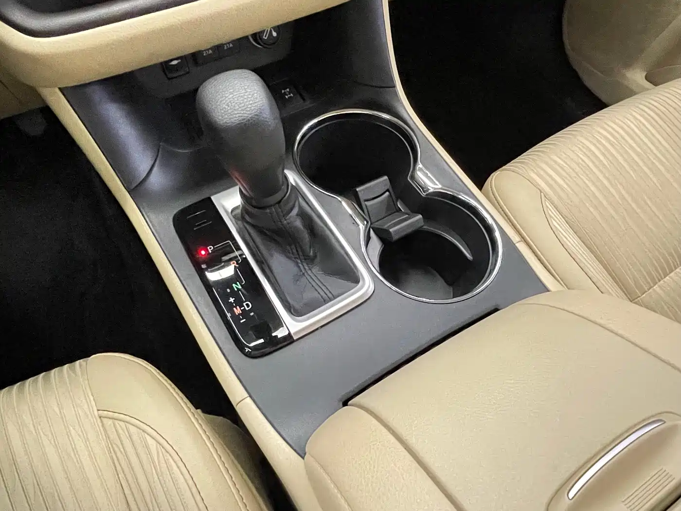 Toyota Highlander 2018 2.0T 4WD Elite 7-seater China VI фото 22