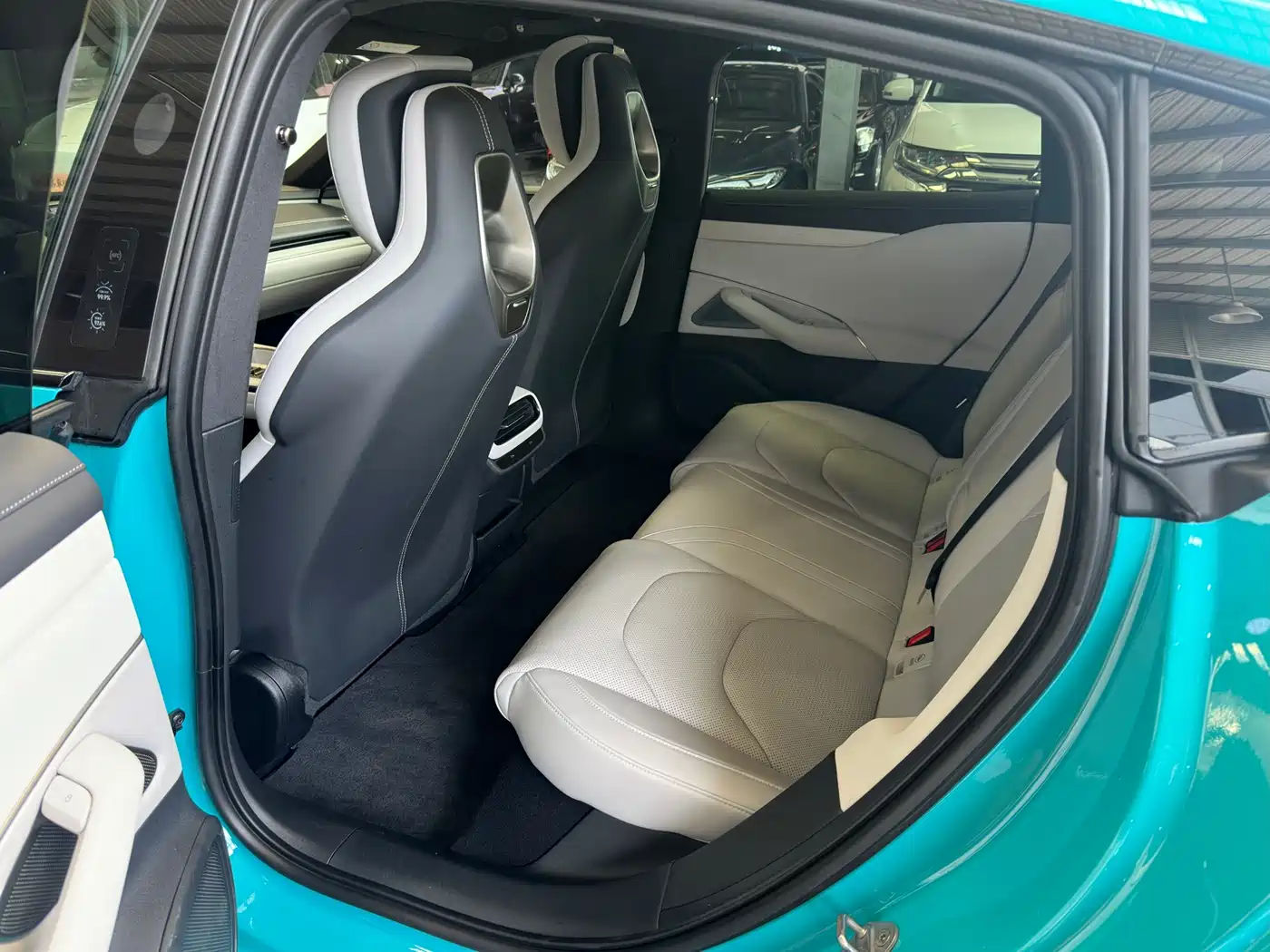 XIAOMI CAR XIAOMI SU7