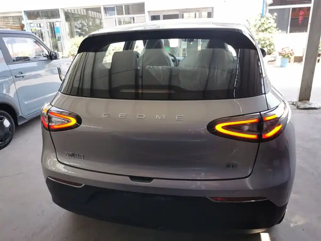 Geely Galaxy Starry Wish 2026 Edition 310km Youth Version фото 6