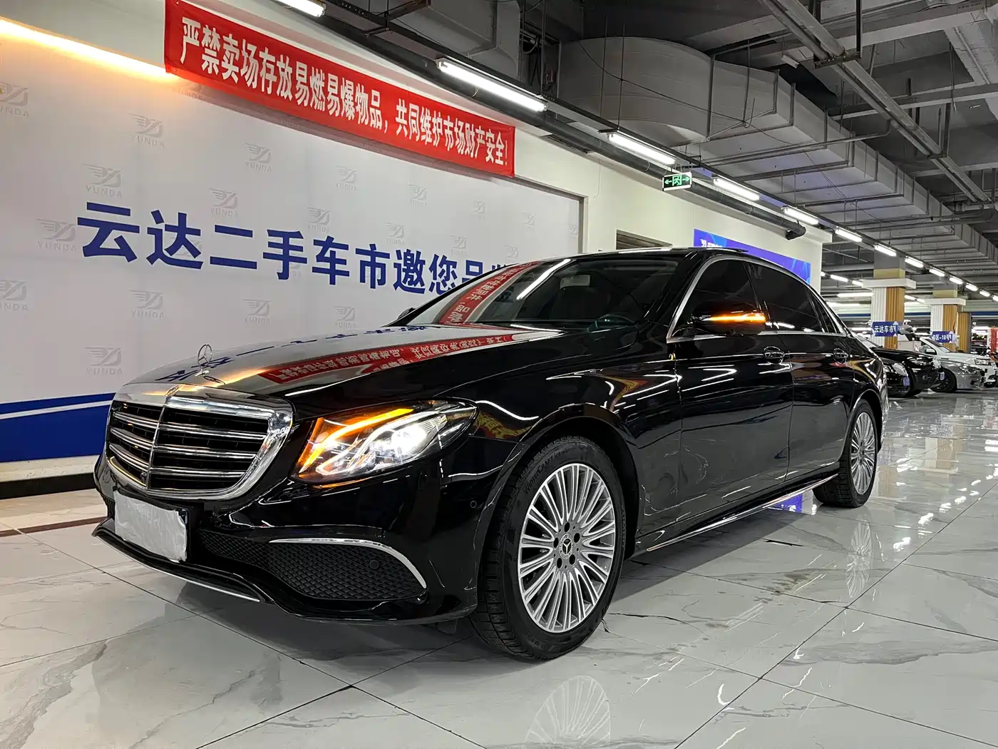 Mercedes-Benz E-Class 2019 Facelift E 300 L Sport Fashion фото 2