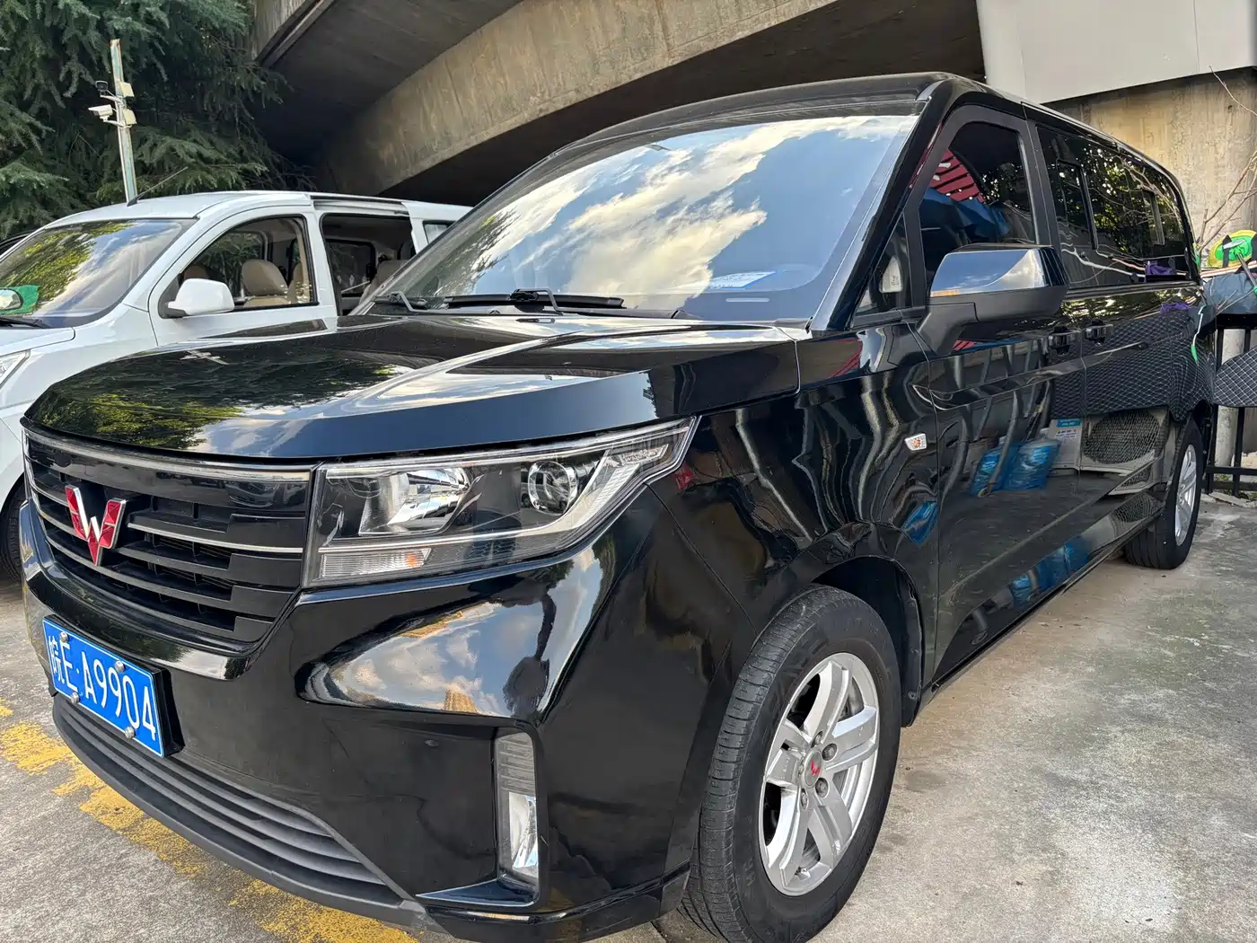 Wuling Motors Wuling Journey 2022 2021 1.5T Manual Luxury Edition