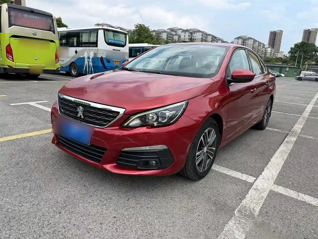 Peugeot 308 2018 1.6L Auto Luxury Edition фото 2
