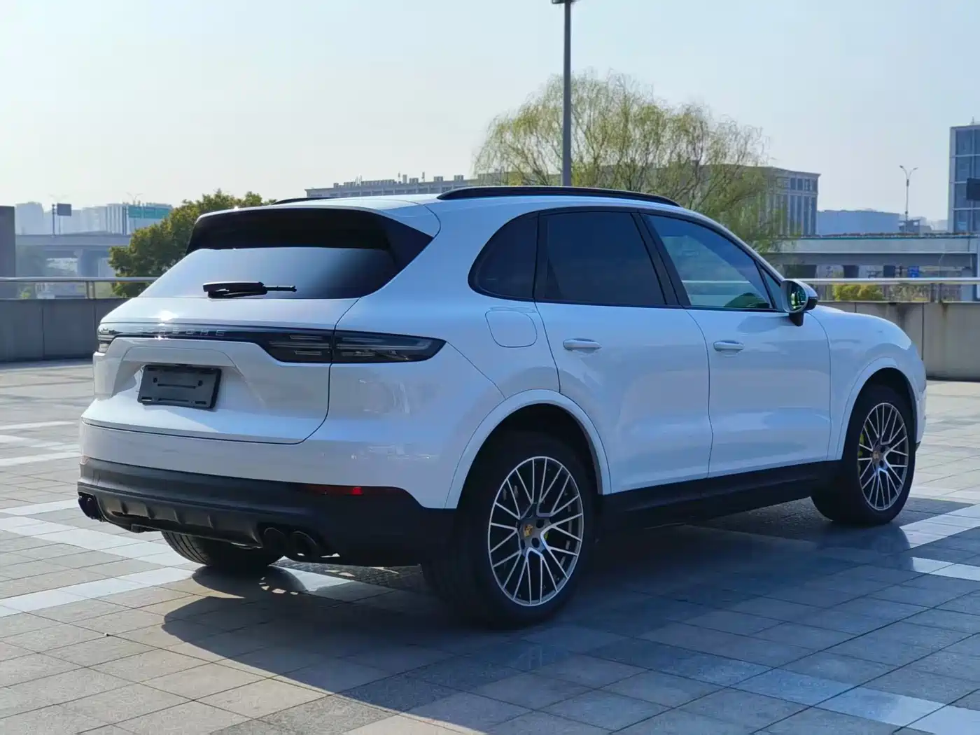 PORSCHE CAYENNE