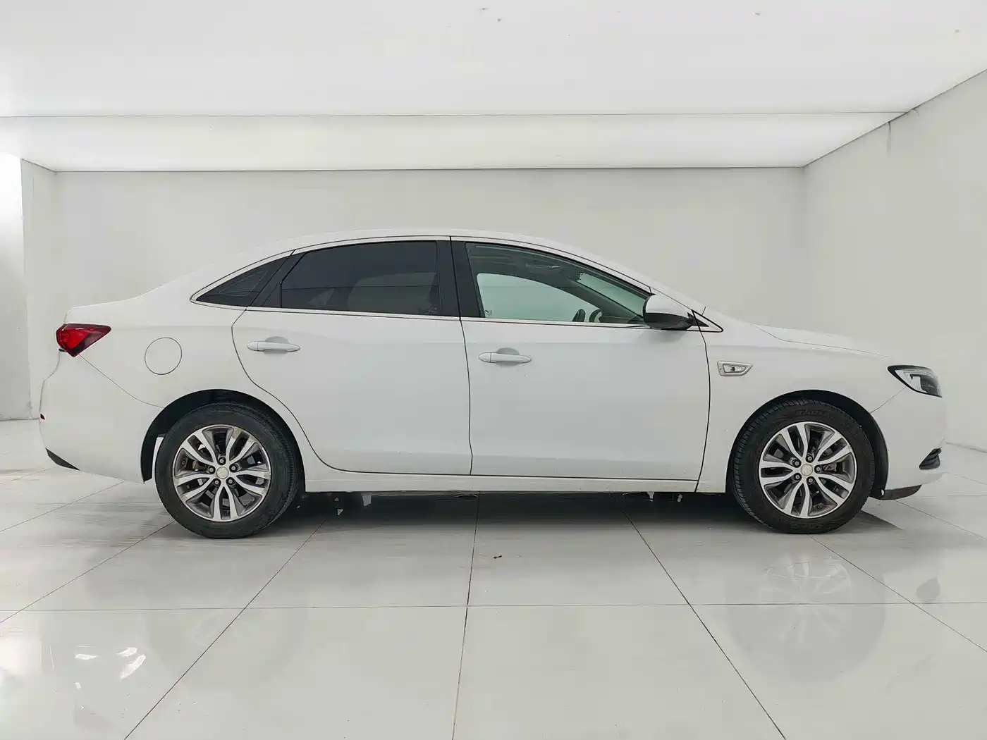 Buick Excelle 2022 2021 Facelift 1.3T Auto Mild Hybrid Elite
