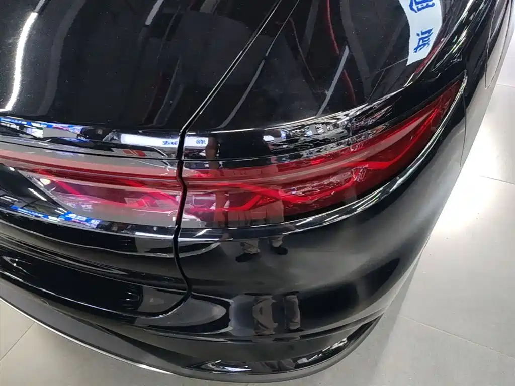 BYD Han 2024 DM-i Glory Edition 121KM Honor фото 8