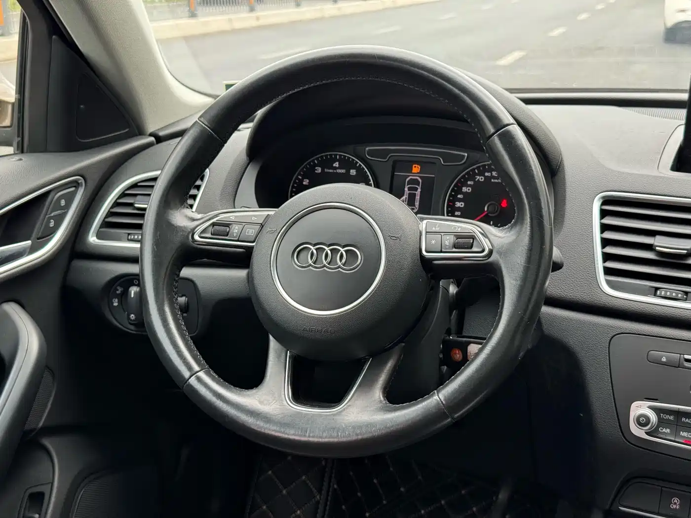 Audi Q3 2016 30 TFSI Fashion фото 5
