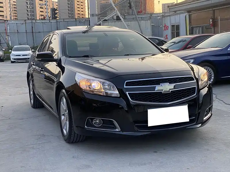 Chevrolet Malibu 2012 2.0L Automatic Luxury Edition фото 3
