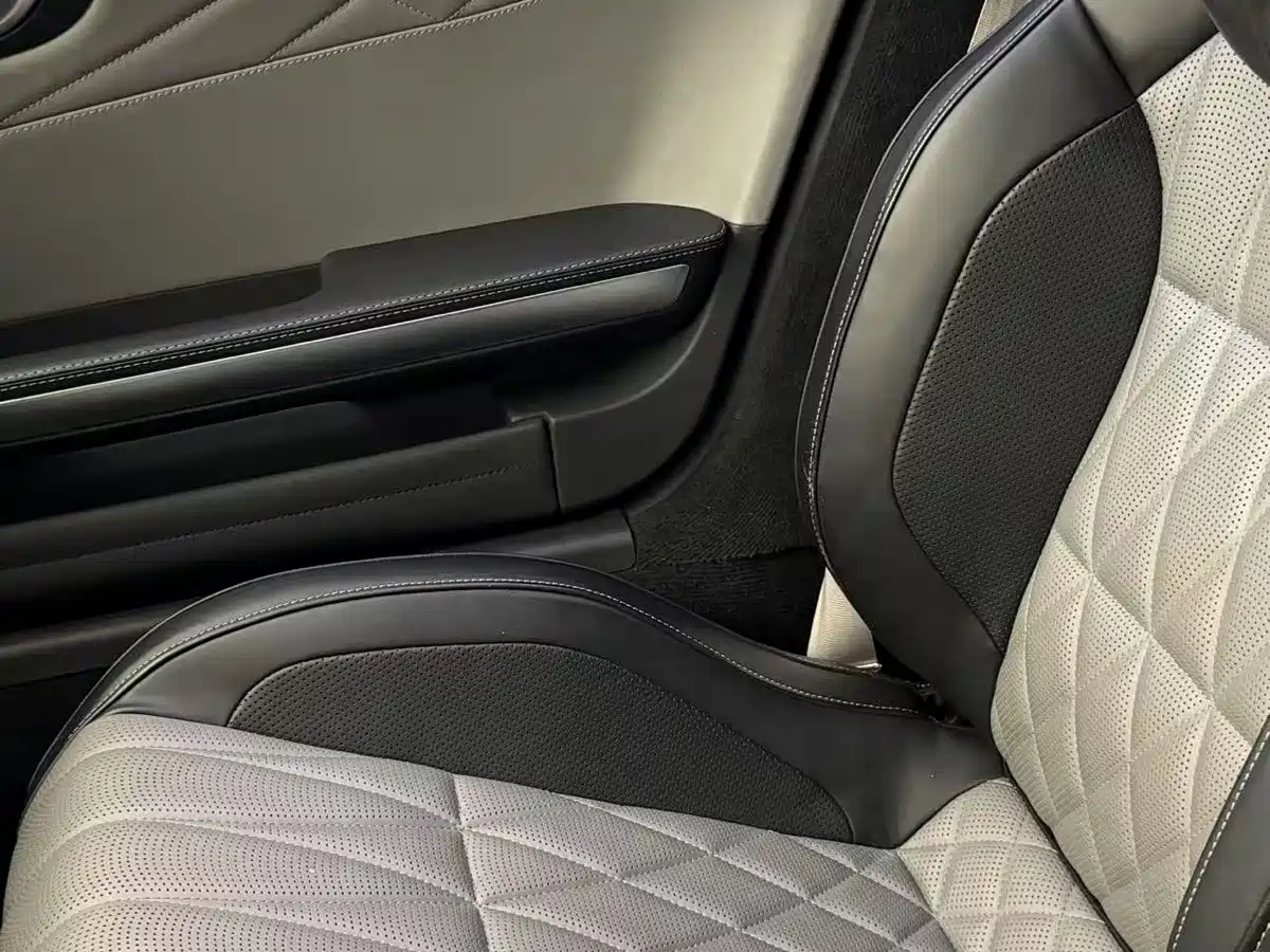 Mercedes-Benz AMG GT 2019 AMG GT C фото 7