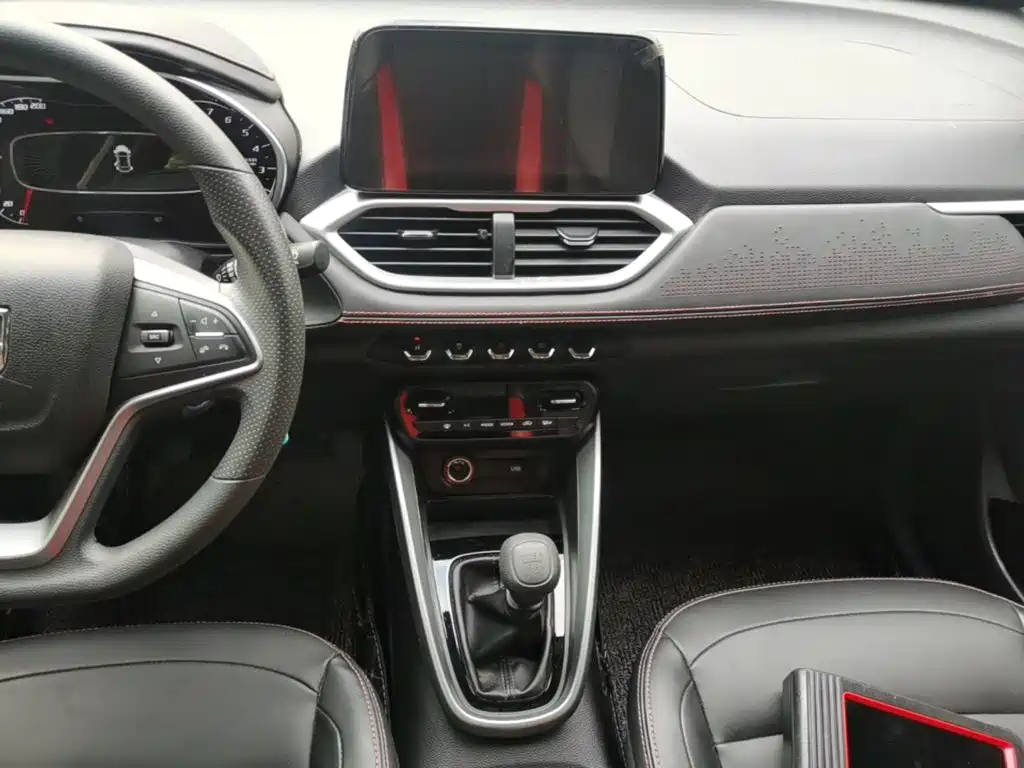 Baojun 510 2021 2021 1.5L Manual Joy Edition