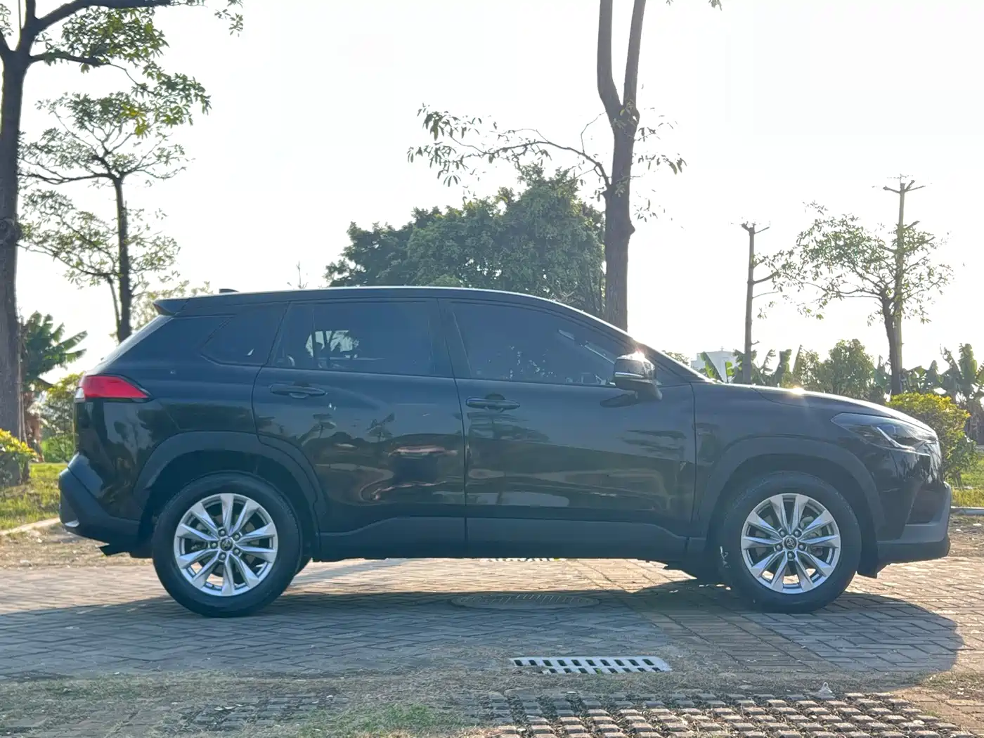 Toyota Corolla Cross 2023 2.0L Pioneer Edition фото 7