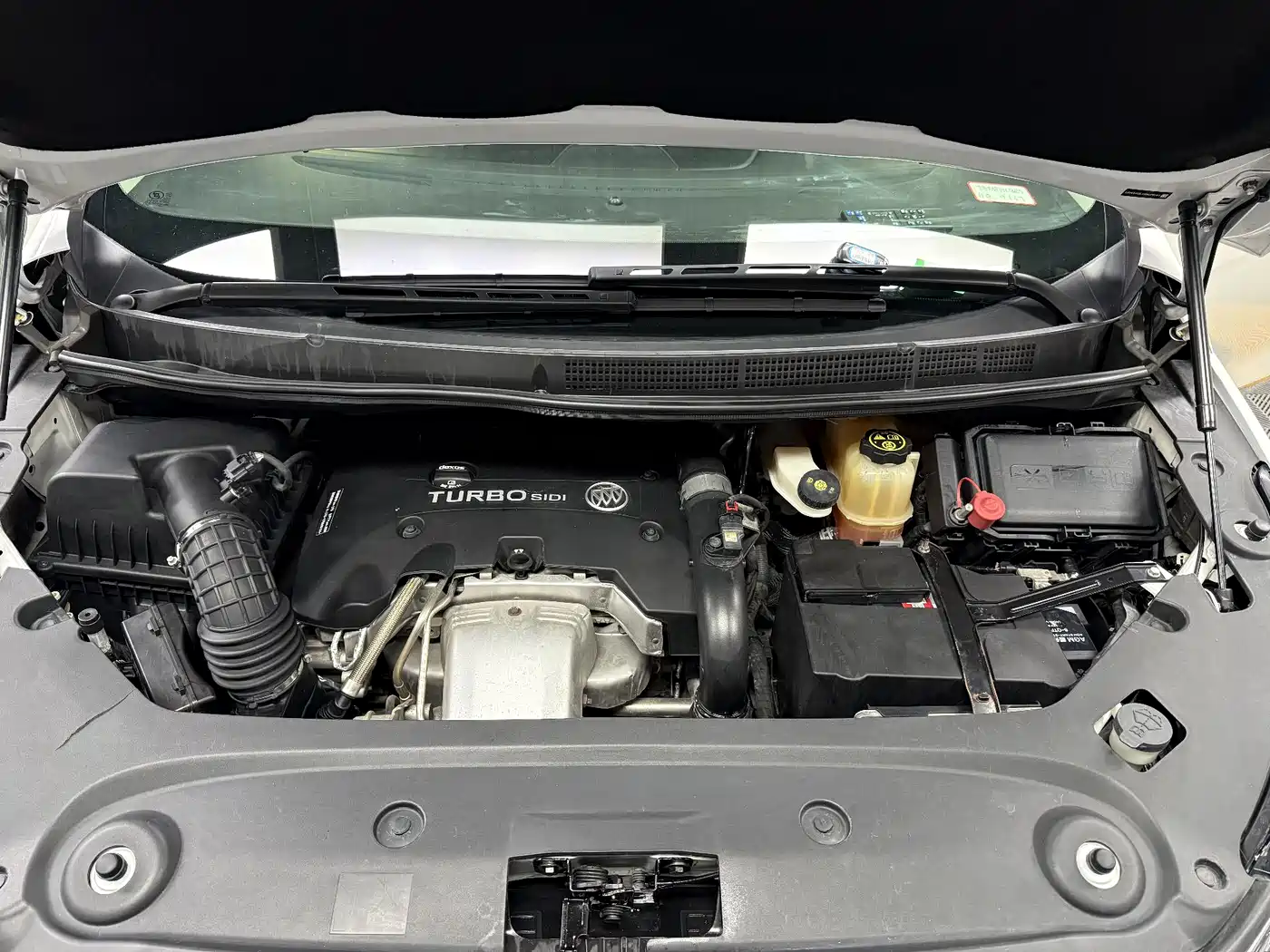 Buick GL8 2017 ES 28T Comfort Type China V фото 23