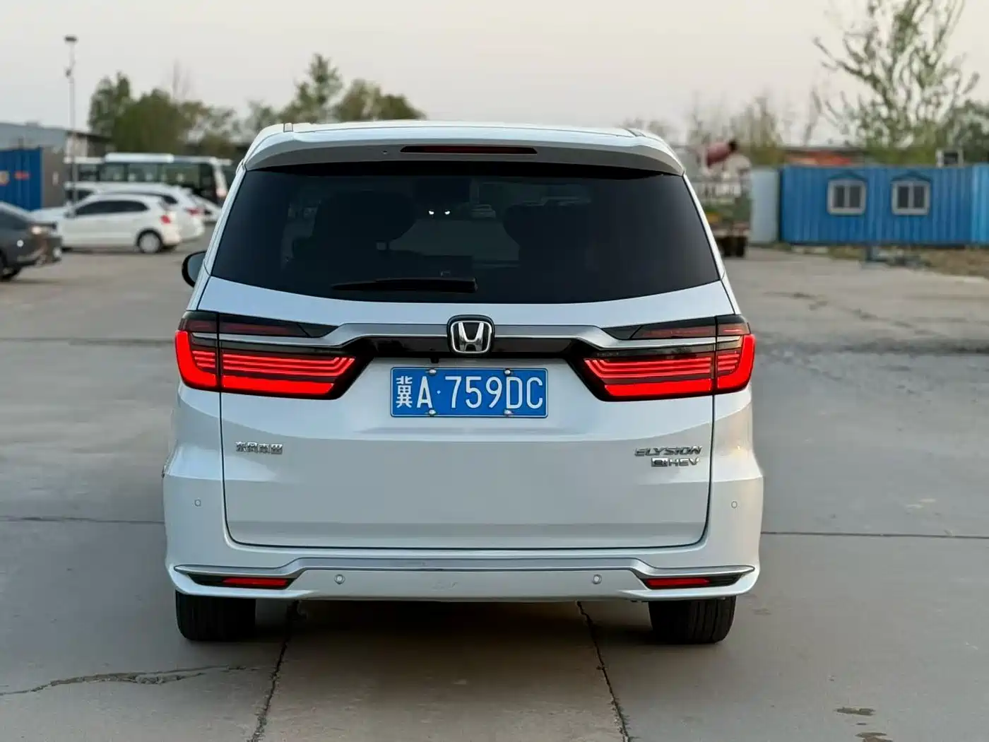 Honda Elysion 2024 2024 2.0L e:HEV Luxury Edition