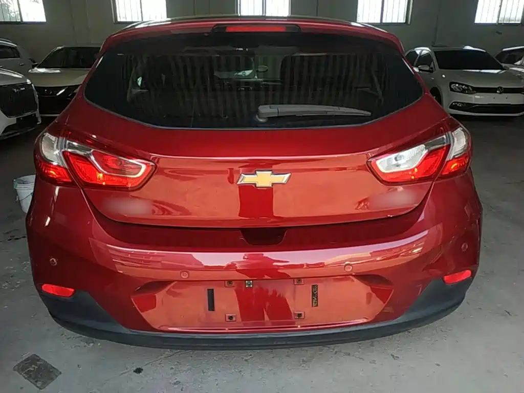 Chevrolet Cruze 2018 2017 1.5L Hatchback Auto Pioneer Sunroof