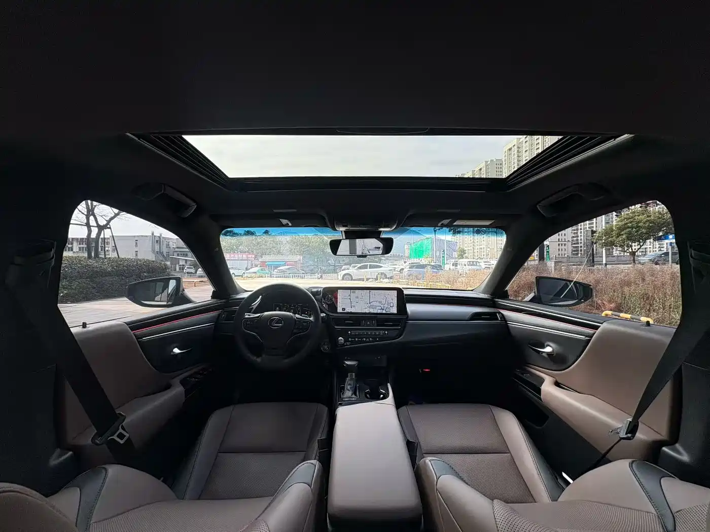 Lexus ES 2023 200 Excellence Edition фото 6