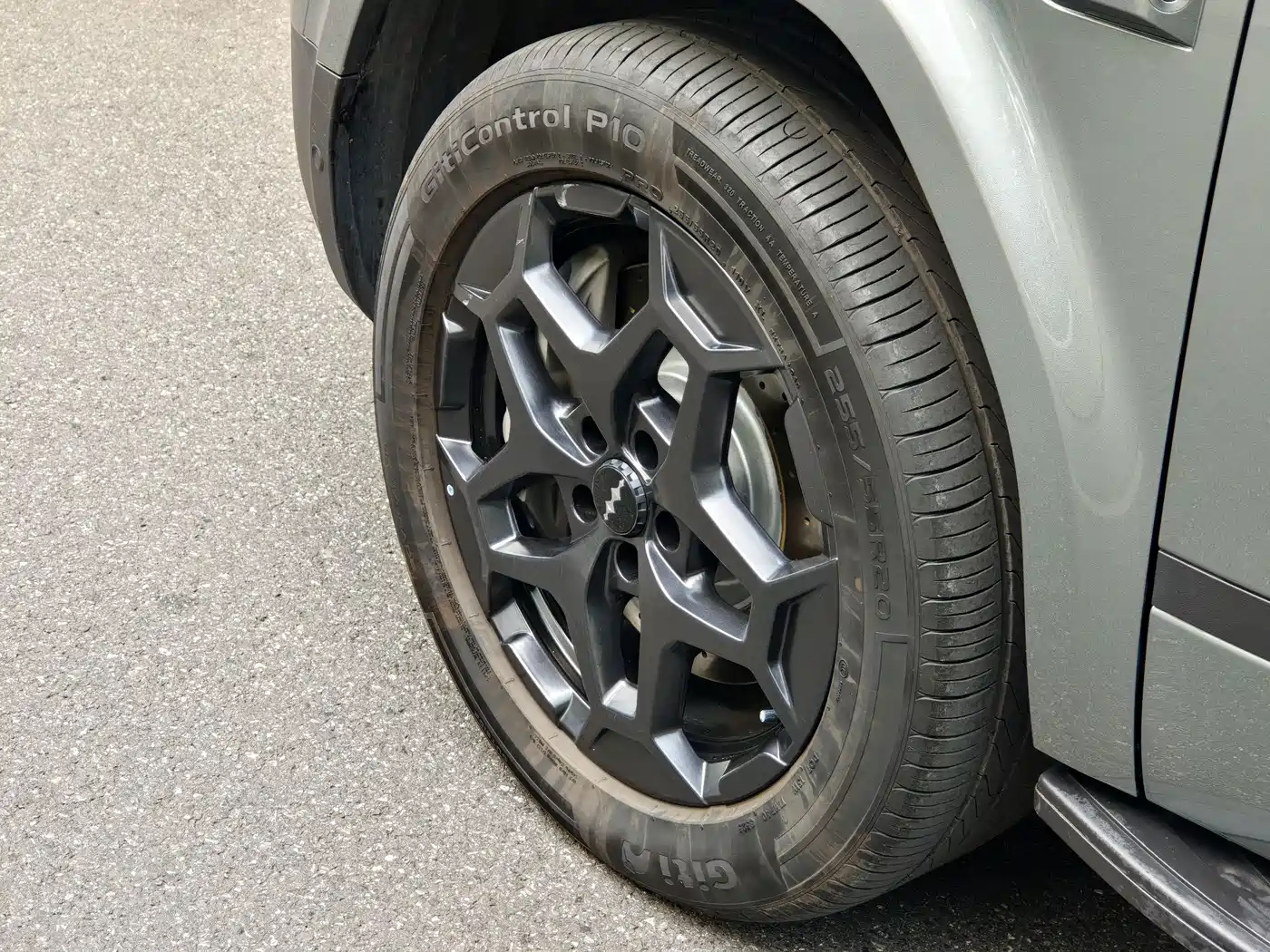 Fang Cheng Bao Titanium 7 2025 2025 AWD Base Model
