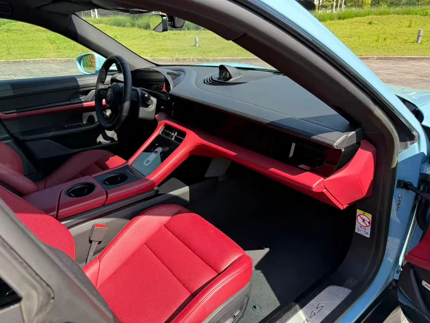Porsche Taycan 2022 Taycan 4S фото 15