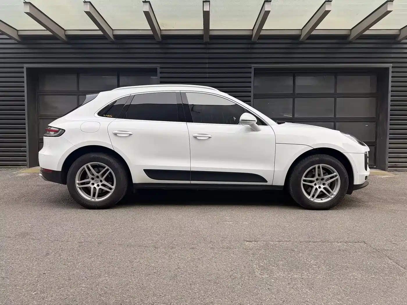 Porsche Macan 2018 Macan 2.0T фото 4