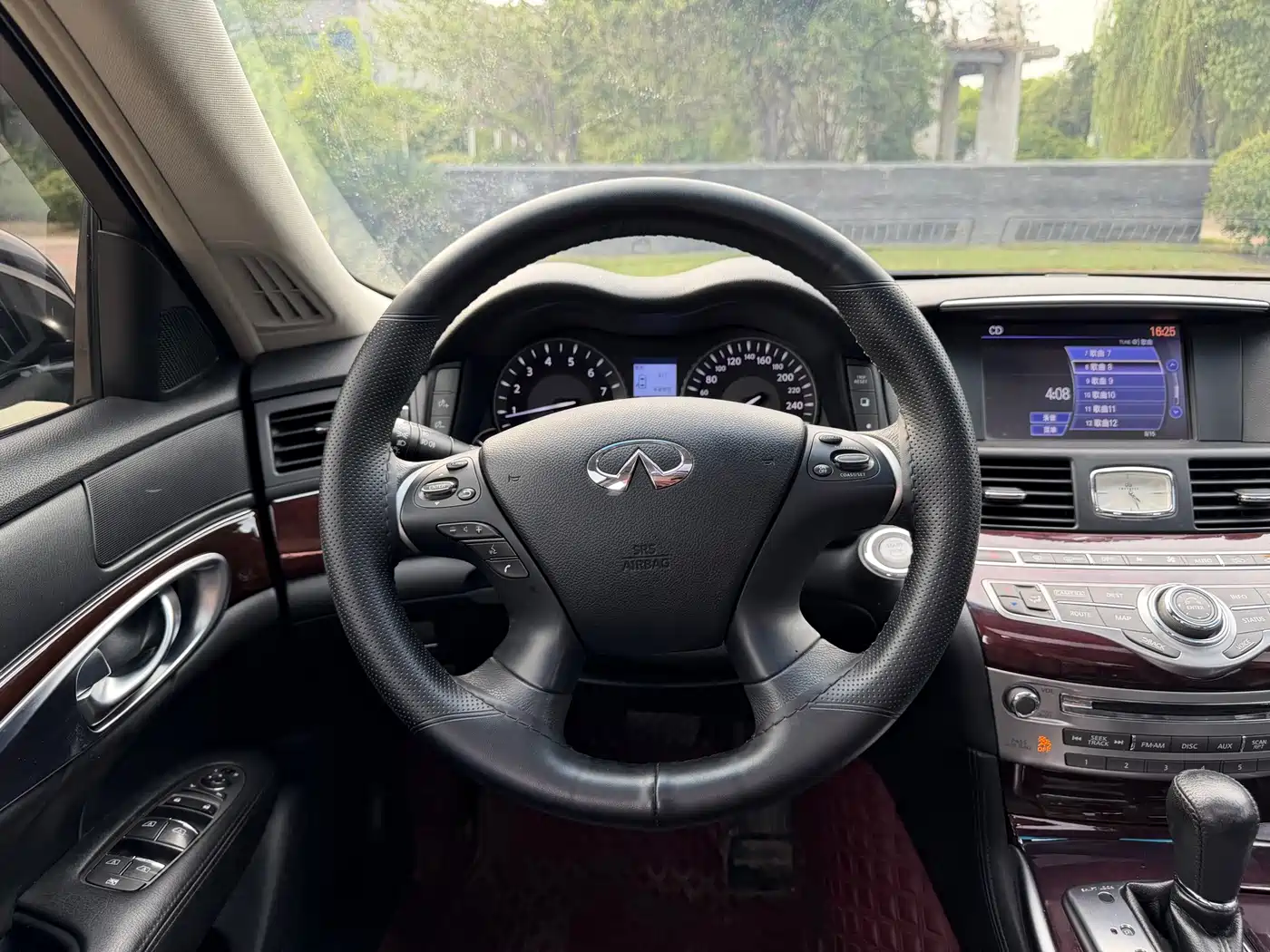 Infiniti Q70 2017 2017 Q70L 2.5L Enjoyment Edition