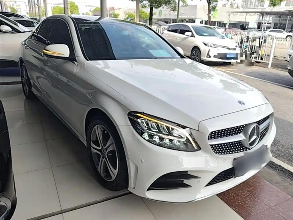 Mercedes-Benz C-Class 2019 Facelift C 260 L Sport фото 4