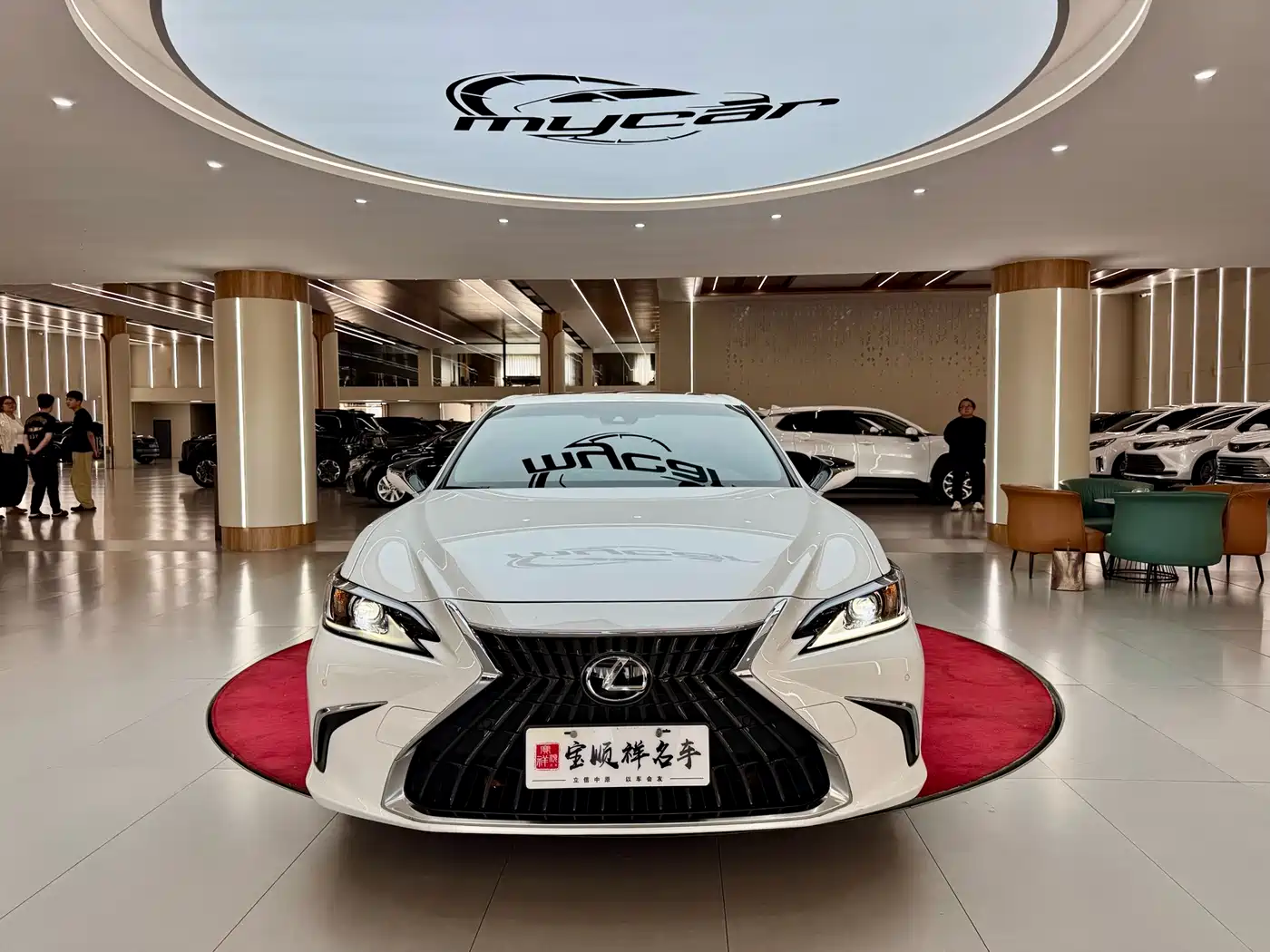 Lexus ES 2023 200 Excellence Edition фото 2