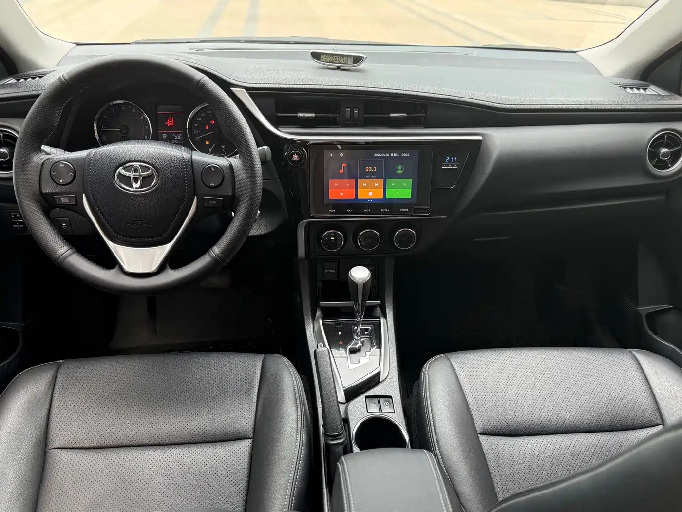 Toyota Corolla 2017 Facelift 1.2T S-CVT GL-i фото 12