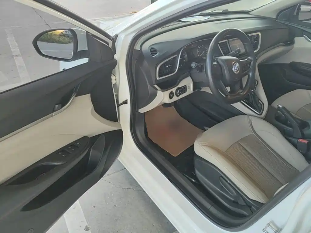 Фото 16 - Buick Excelle
