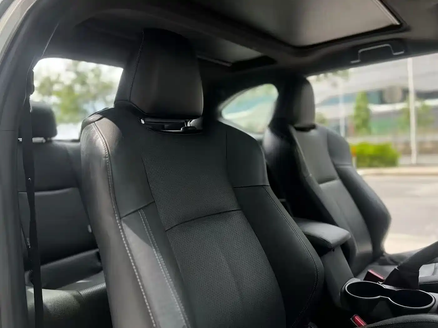 Toyota Zelos 2011 2.5L Luxury Edition фото 6