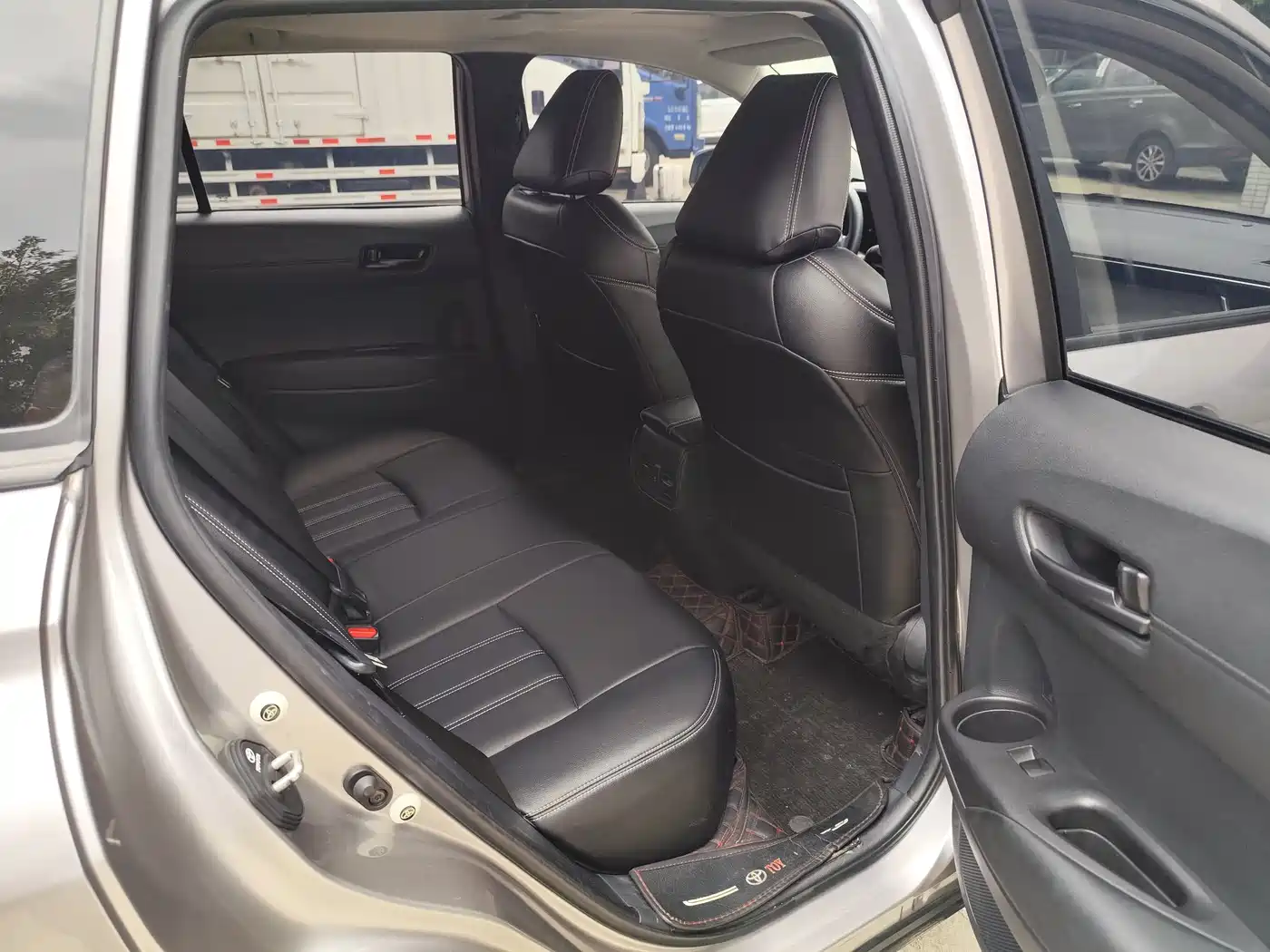 Toyota Corolla Cross 2023 2.0L Elite Edition фото 7