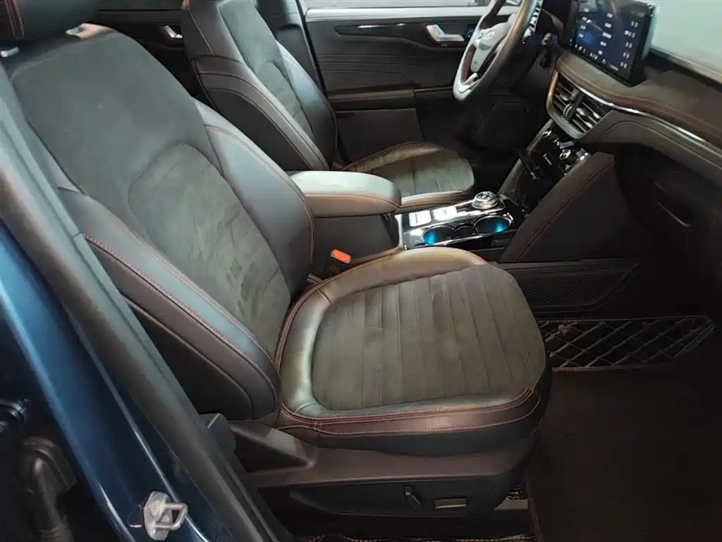 Ford Escape 2020 2020 EcoBoost 245 AWD ST-LINE