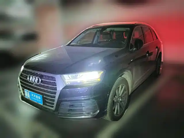 Audi Q7 2019 55 TFSI S line Sport — фото 1