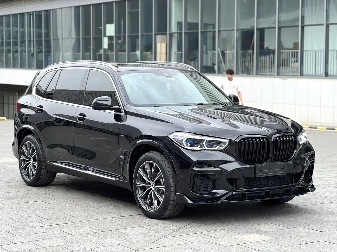 BMW X5 2022 xDrive 30Li Premium M Sport Package фото 3