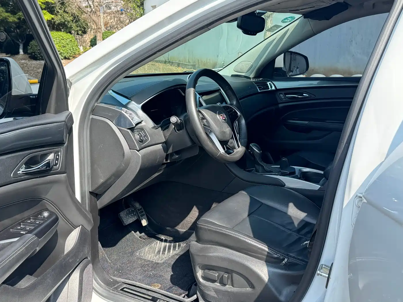Cadillac SRX 2015 3.0L Comfort фото 8