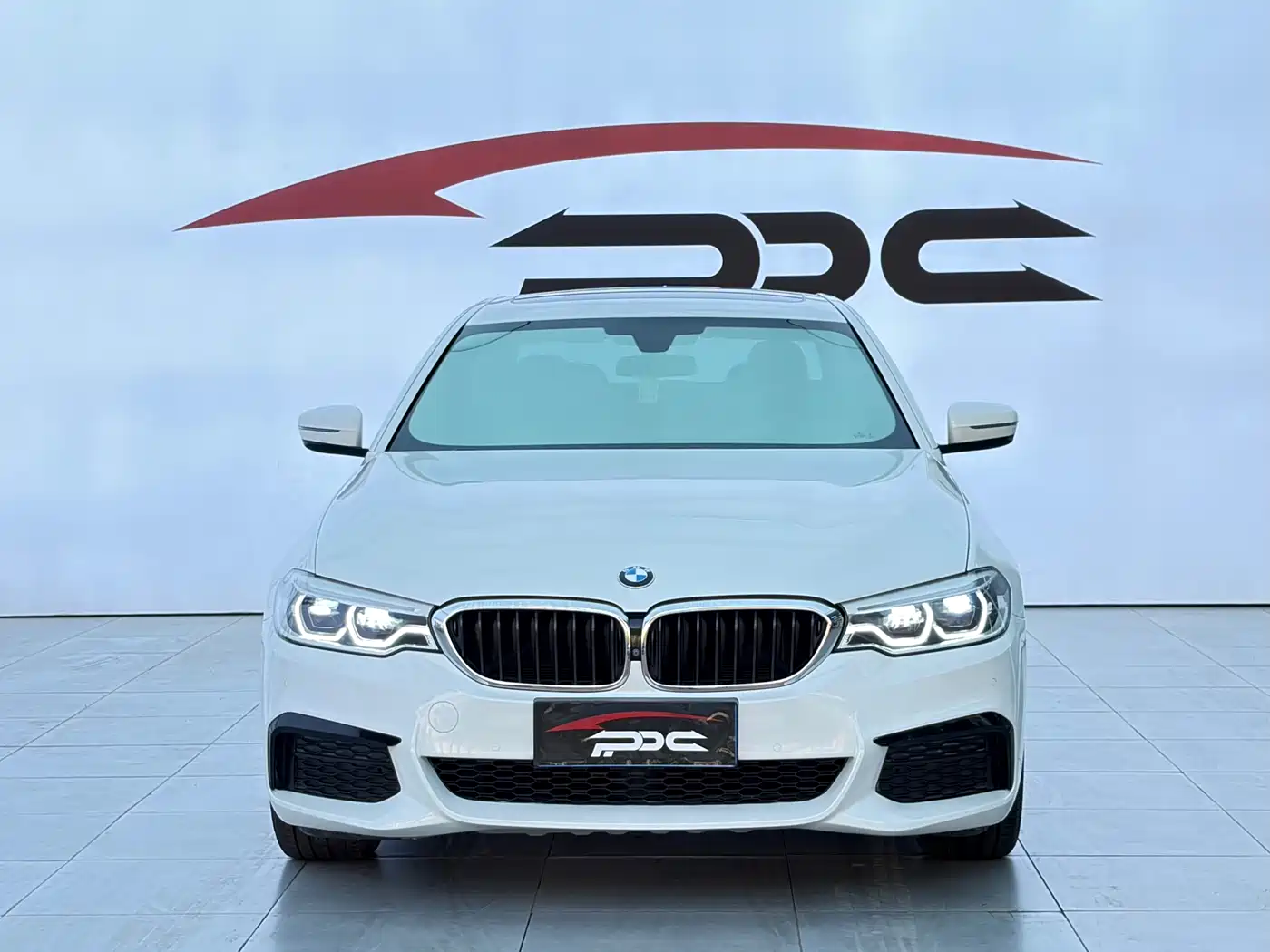 BMW 5 Series 2020 530Li Exclusive M Sport Package фото 2