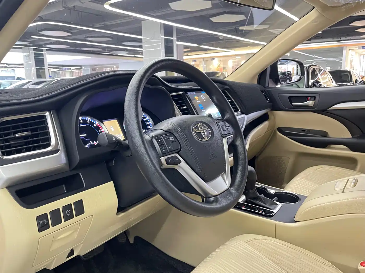 Toyota Highlander 2018 2.0T 4WD Elite 7-seater China VI фото 13