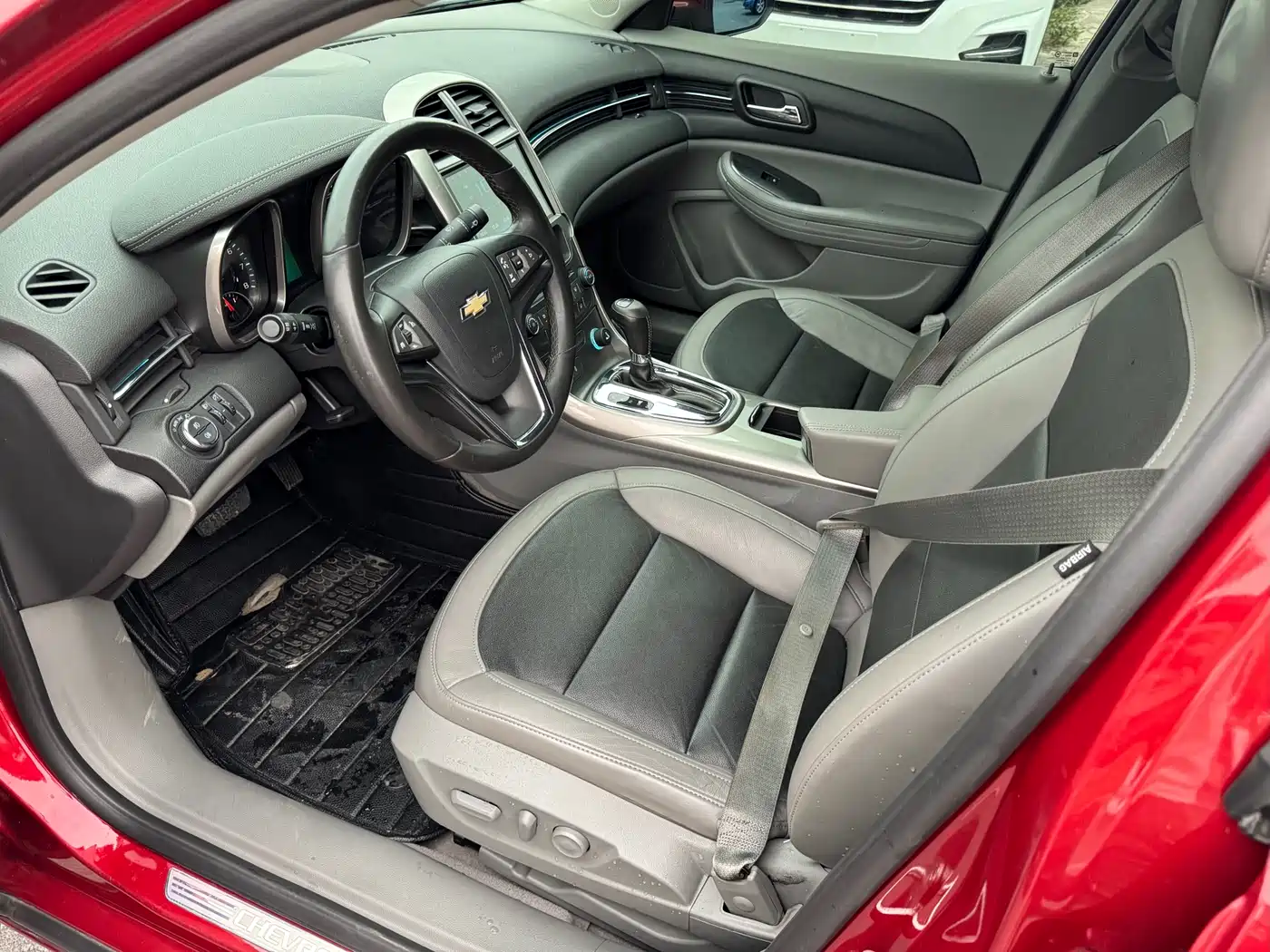 Chevrolet Malibu 2013 2.4L Automatic Luxury Edition фото 11