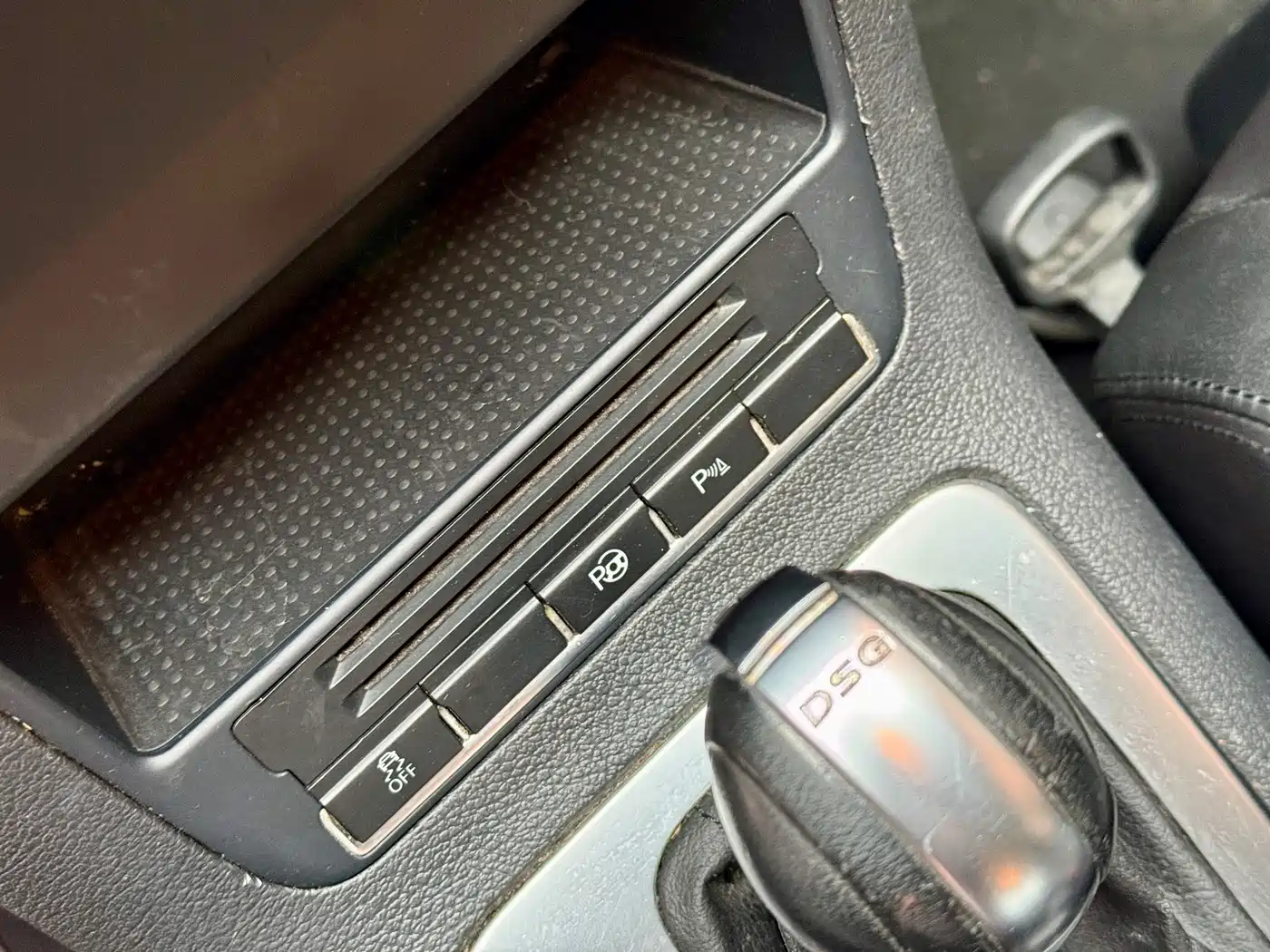 Volkswagen Golf (Import) 2011 1.4TSI Cross Golf фото 12
