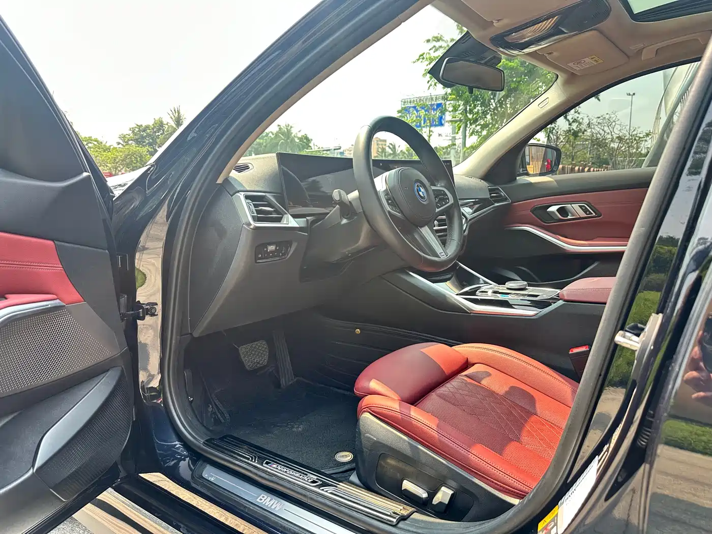 BMW i3 2022 eDrive 35 L фото 9