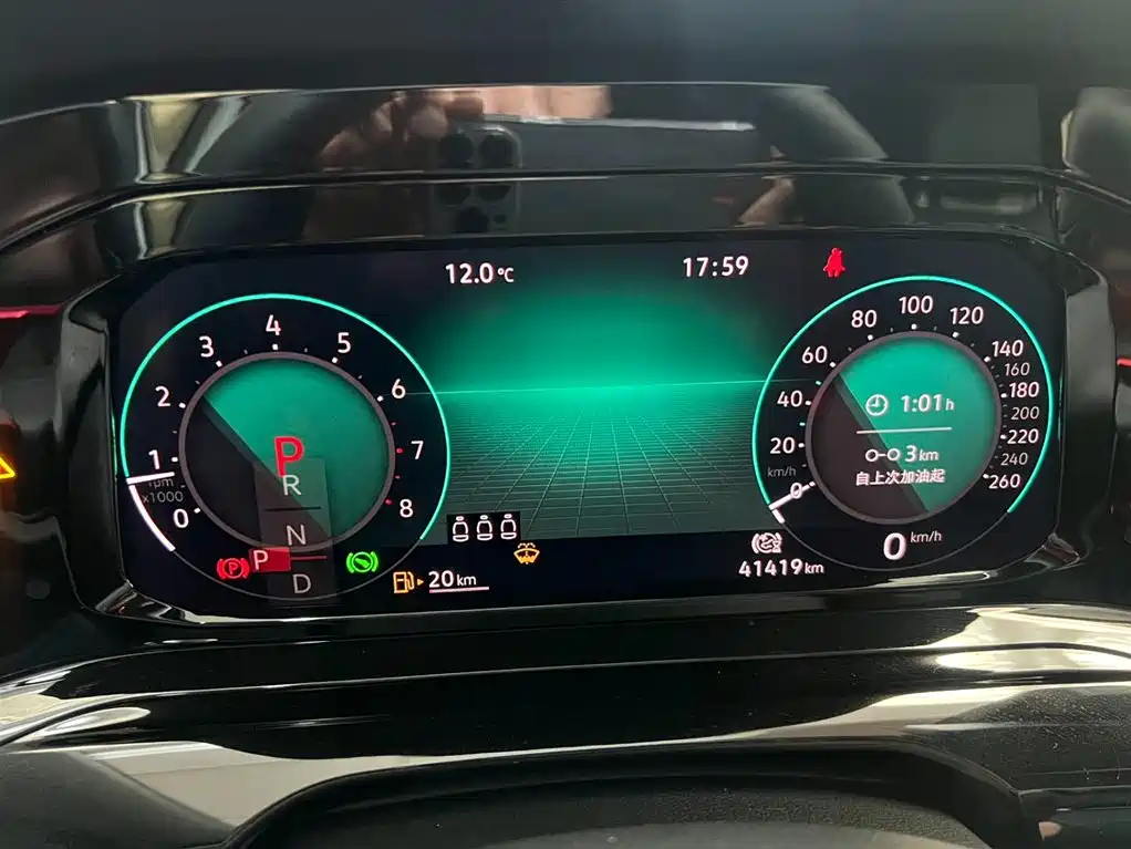 Volkswagen Golf 2021 280TSI DSG R-Line фото 22