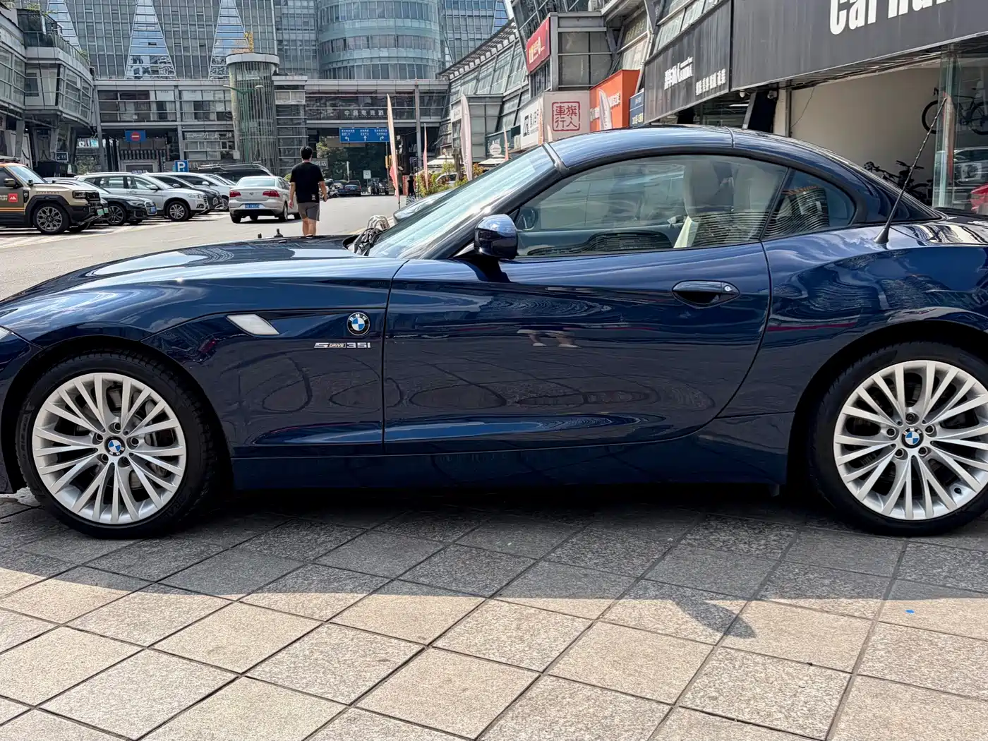 BMW Z4 2009 2010 sDrive35i Luxury Model