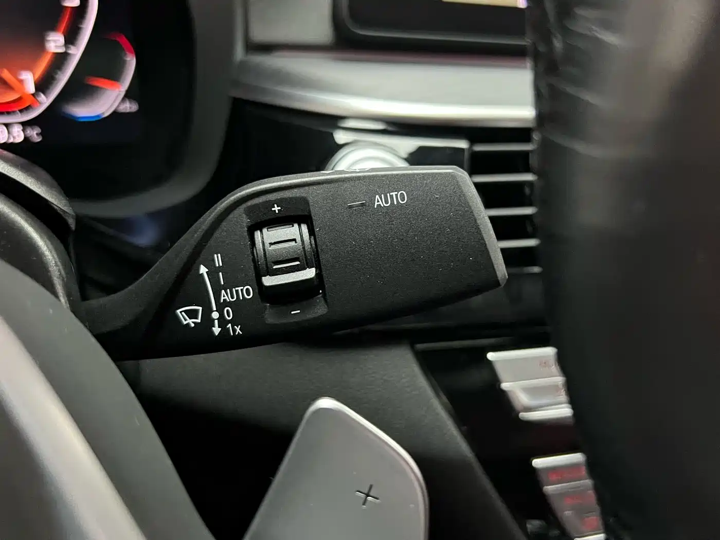 BMW 5 Series 2021 530Li Premium M Sport Package фото 26