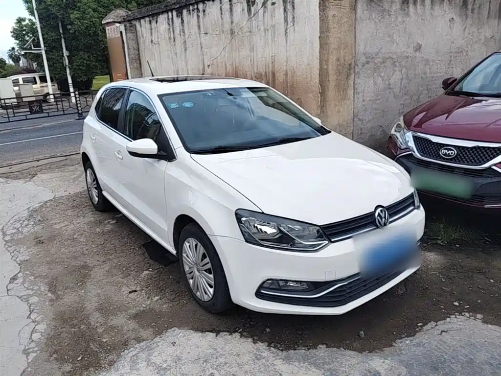 Volkswagen Polo 2016 1.6L Automatic Comfort фото 4