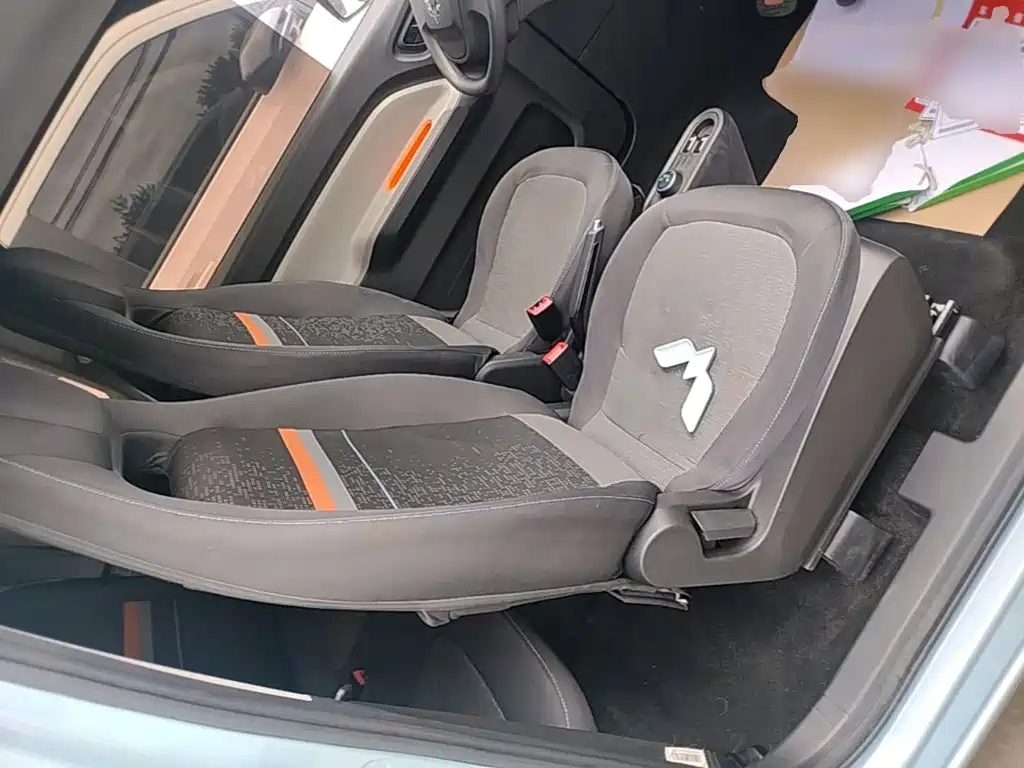 Фото 25 - Wuling Motors Hongguang MINIEV
