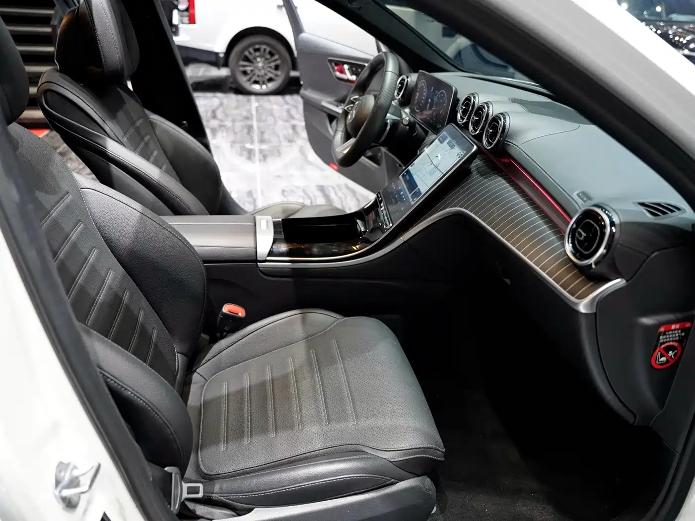 Mercedes-Benz C-Class 2023 C 200 L Sport фото 13