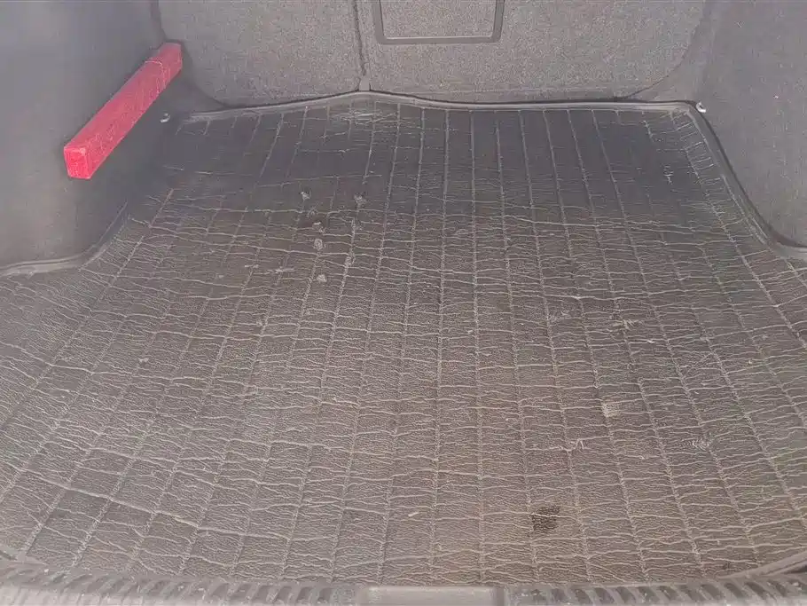 Volkswagen Sagitar 2017 1.6L Automatic Comfort фото 4