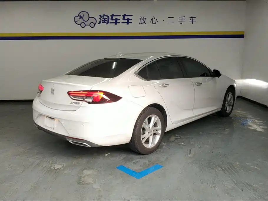 BUICK REGAL